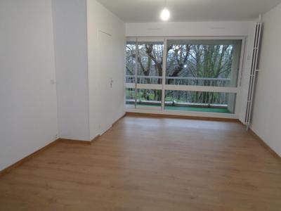 Appartement - 87 m² - 5 pièces