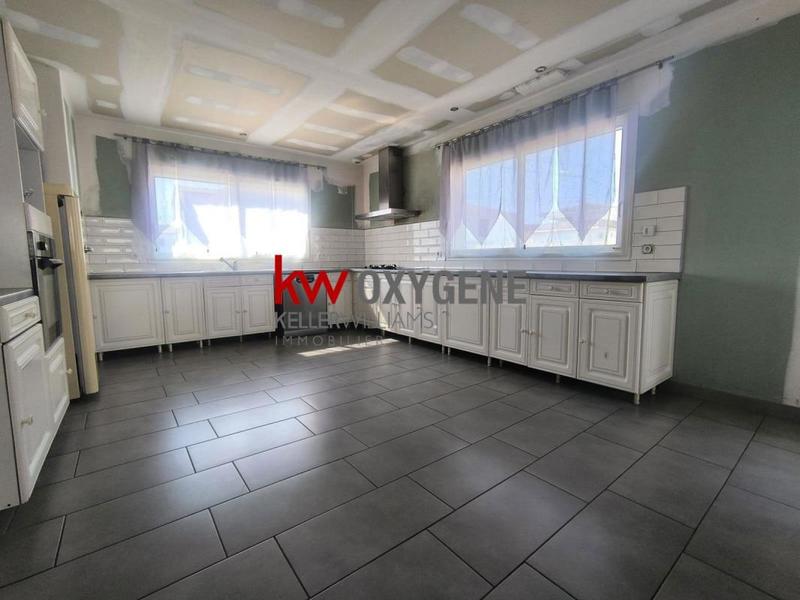 Maison - 173 m² - 6 pièces