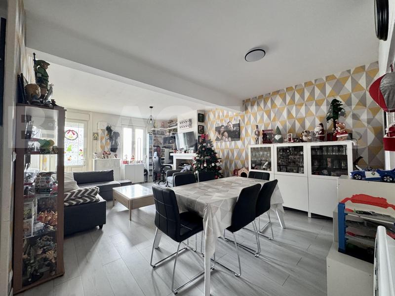 Maison de ville - 79 m² - 3 pièces