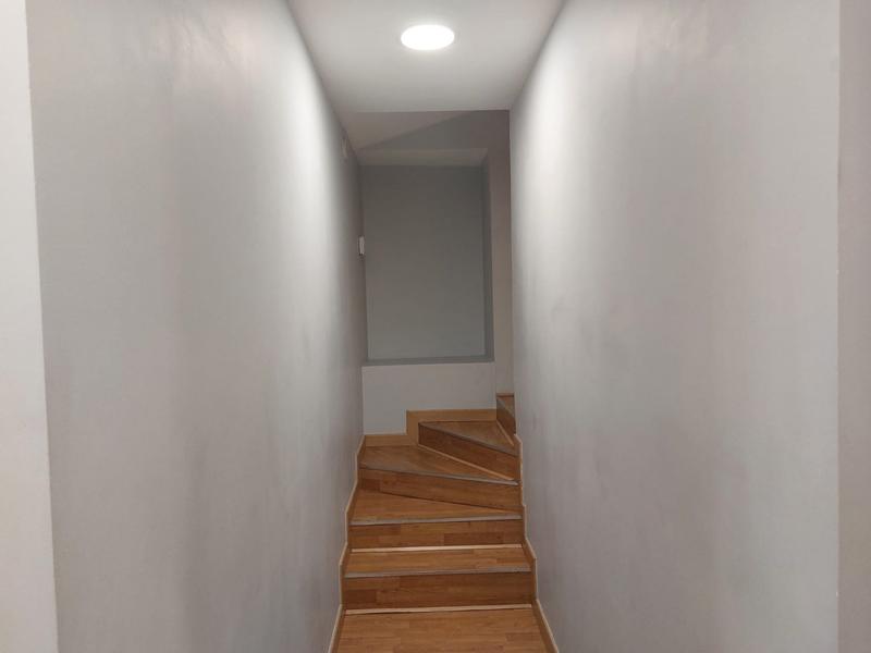 Local d'activités - 168 m² - 5 pièces