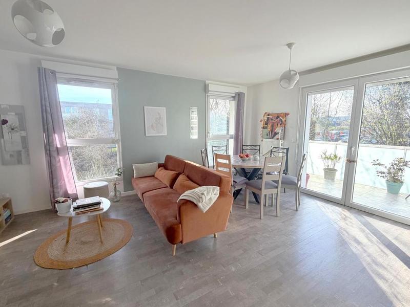 Appartement - 70 m² - 3 pièces