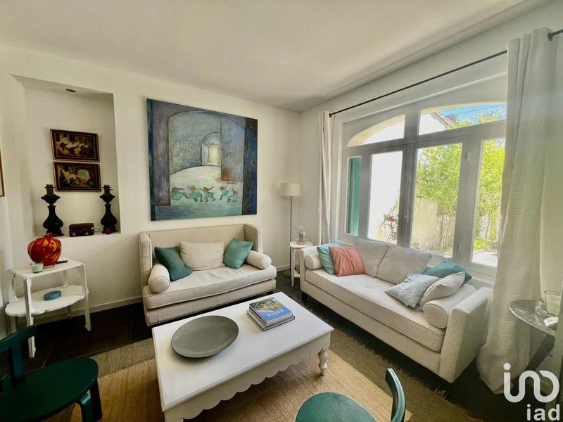 Maison - 333 m² - 12 pièces