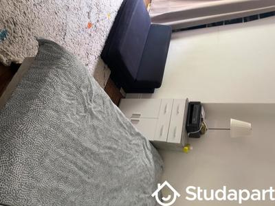 Chambre - 17 m² - 1 pièce