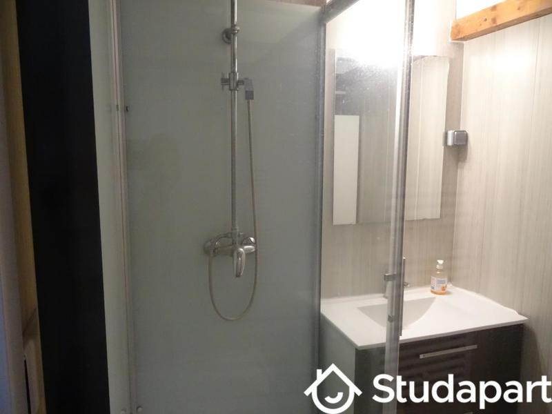 Chambre - 20 m² - 1 pièce