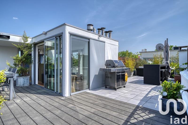 Appartement - 200 m² - 5 pièces