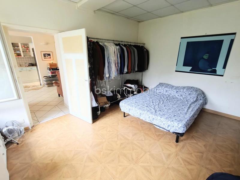 Immeuble - 192 m² - 11 pièces