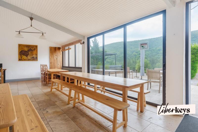 Gîte - 475 m² - 14 pièces