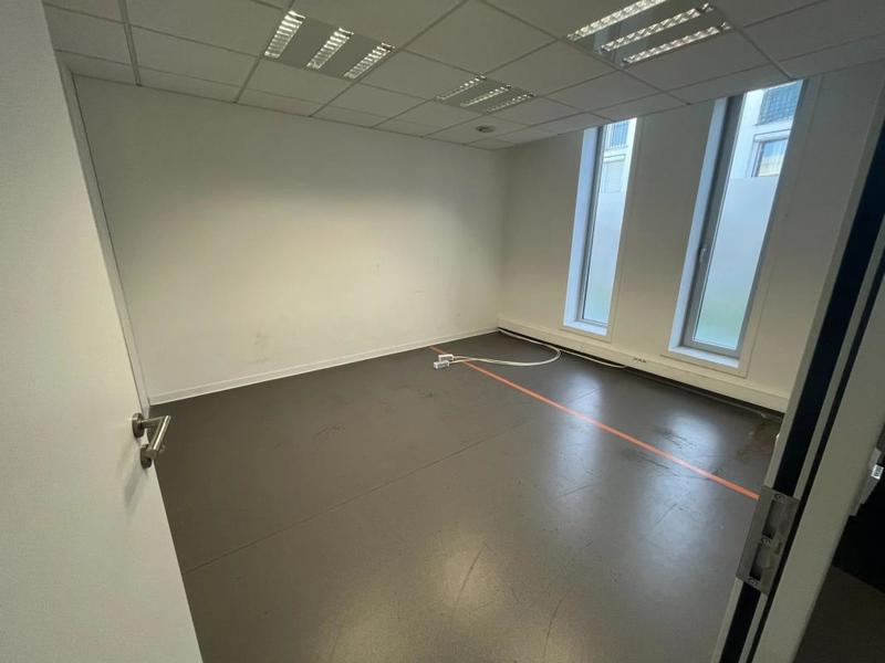 Bureau - 167 m²