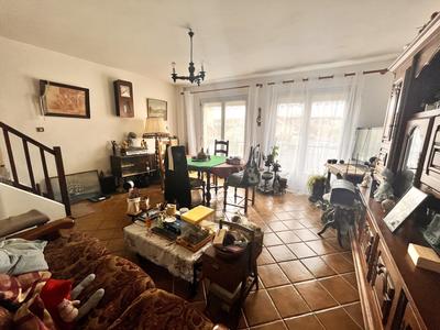 Maison - 77 m² - 5 pièces