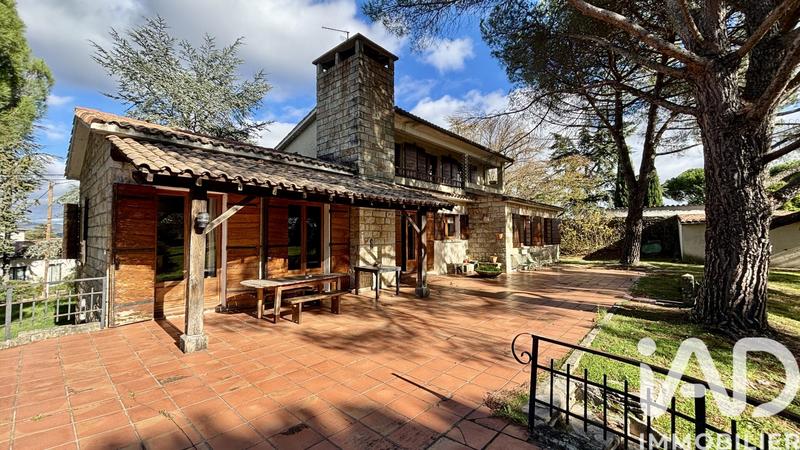 Maison - 155 m² - 5 pièces