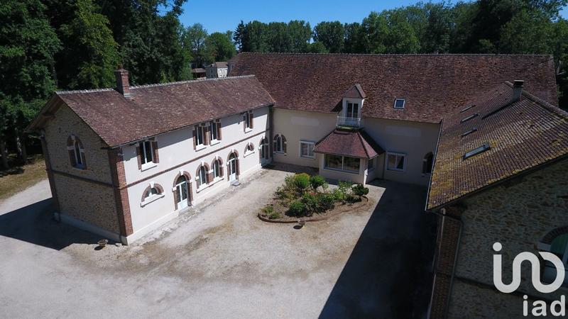 Maison - 655 m² - 14 pièces