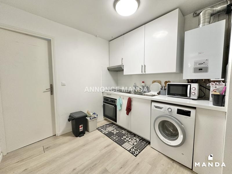 Chambre - 10 m² - 5 pièces