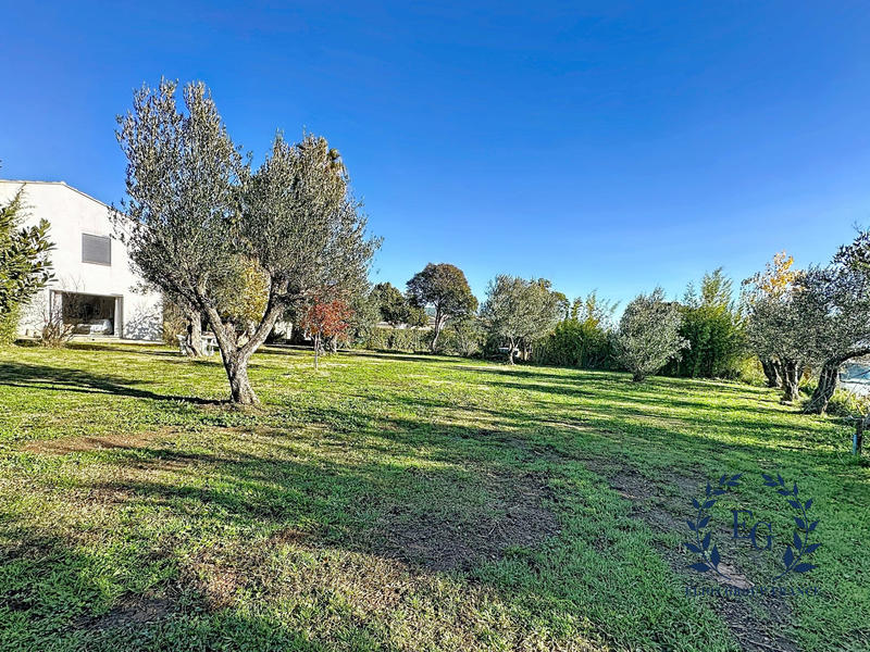 Maison - 170 m² - 5 pièces