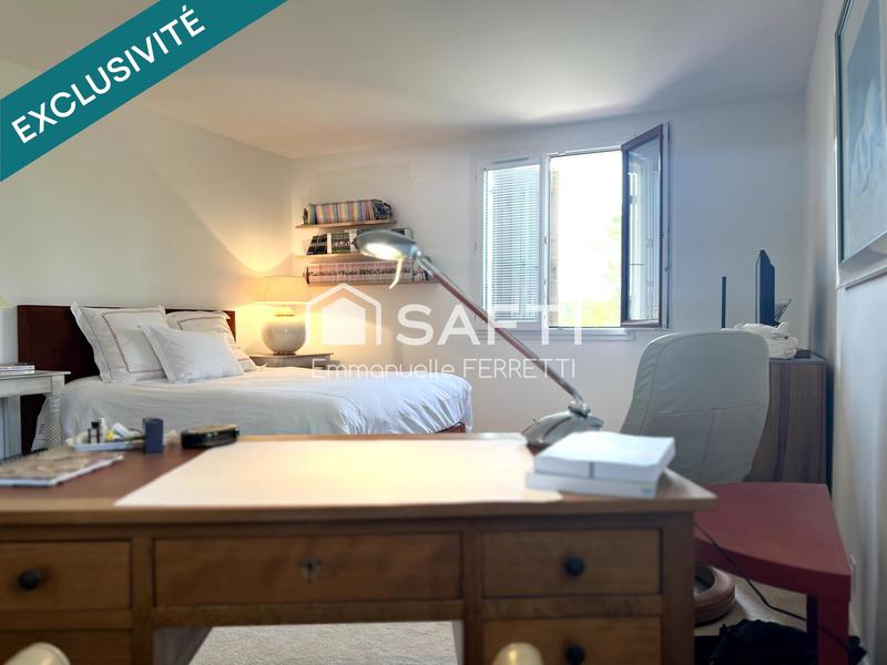 Maison - 291 m² - 8 pièces