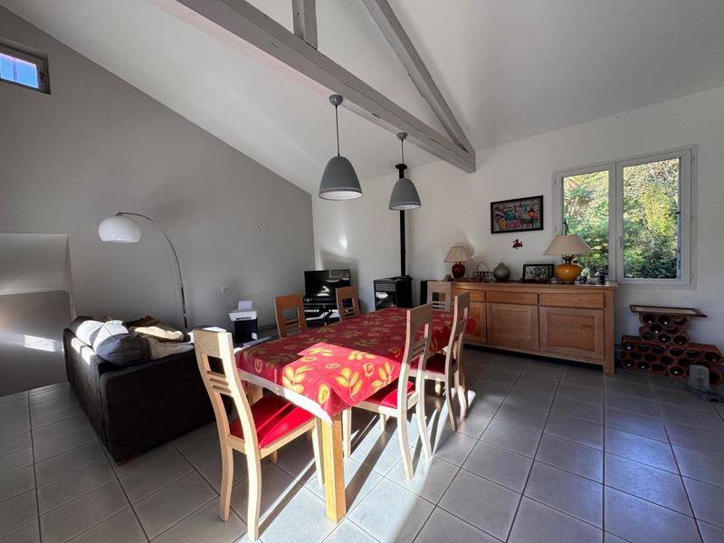 Maison - 161 m² - 6 pièces