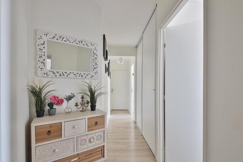 Appartement - 80 m² - 3 pièces