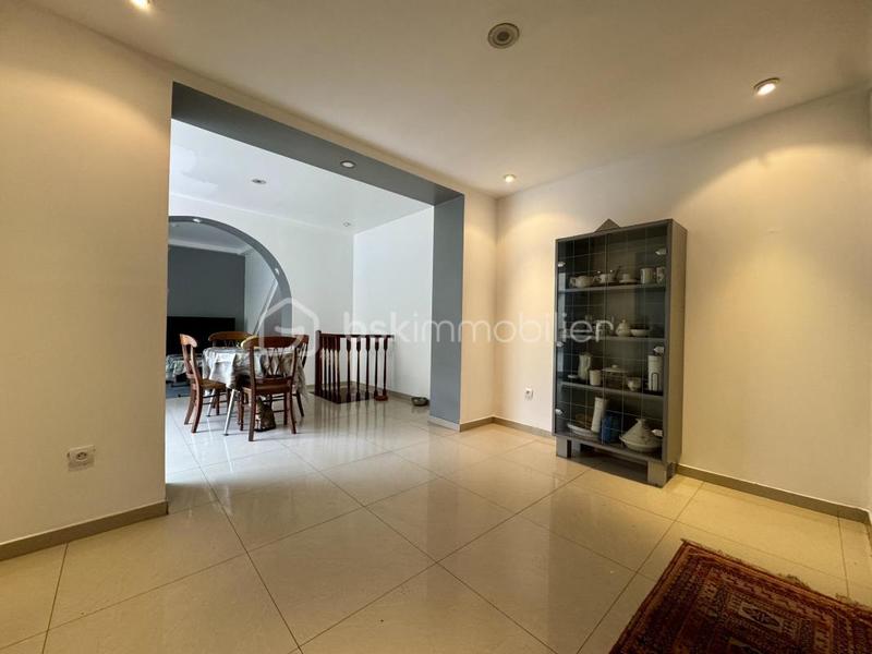 Maison - 126 m² - 6 pièces