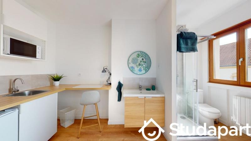 Appartement - 15 m² - 1 pièce