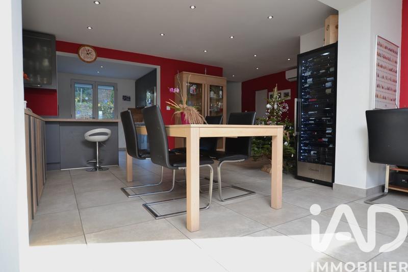 Maison - 95 m² - 4 pièces