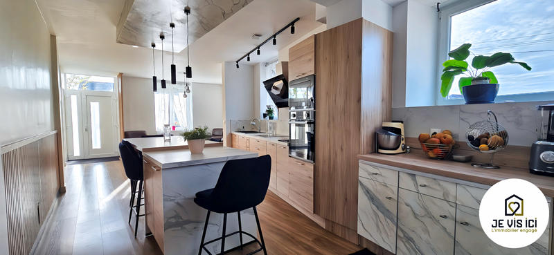 Maison - 98 m² - 5 pièces