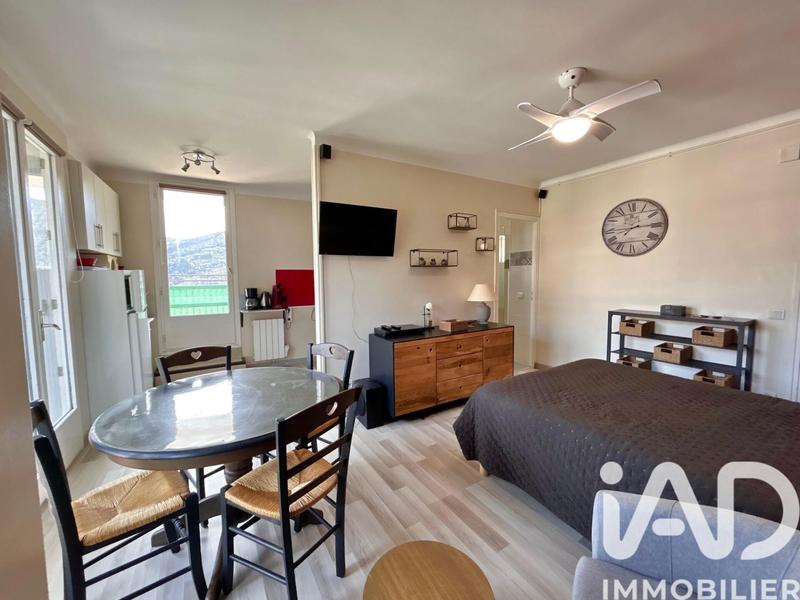 Studio - 27 m² - 1 pièce