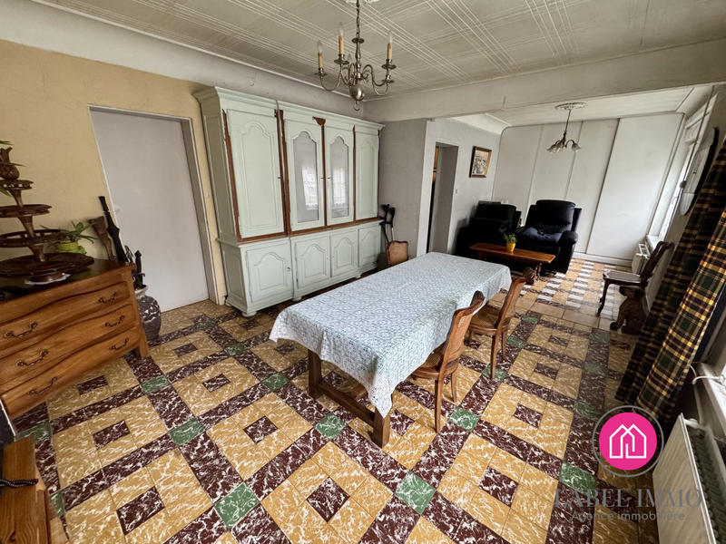 Maison - 115 m² - 6 pièces