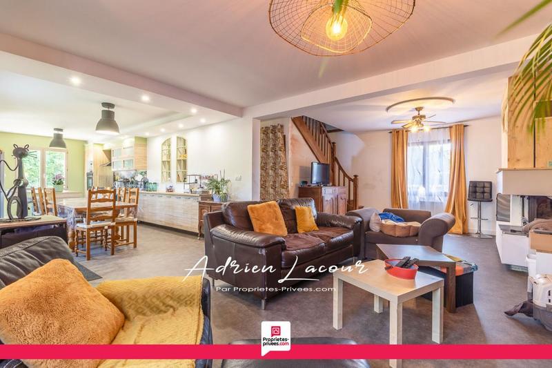 Maison - 139 m² - 7 pièces