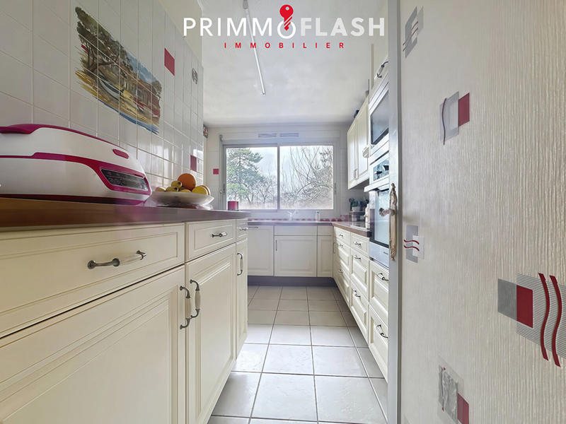 Appartement - 79 m² - 4 pièces