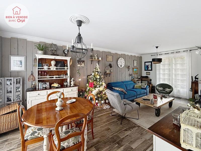 Maison - 121 m² - 6 pièces