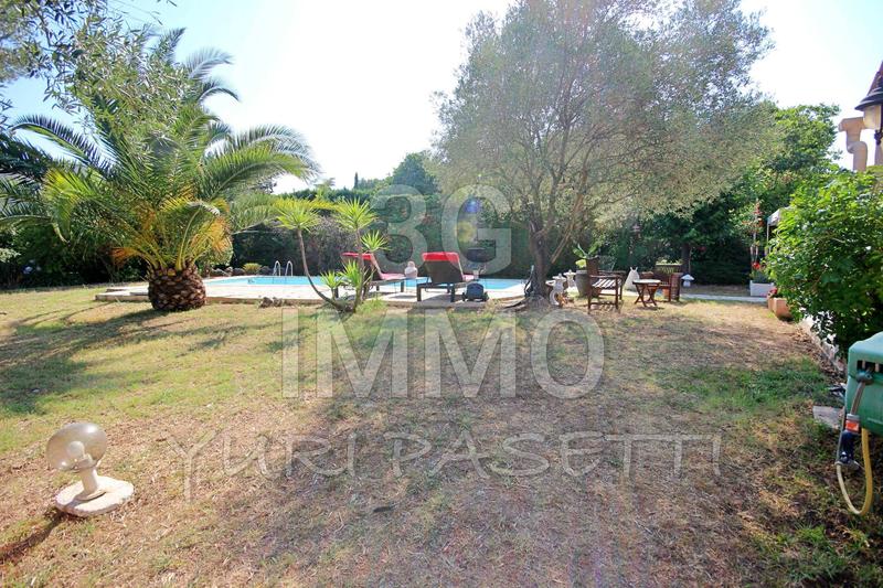 Villa - 140 m² - 5 pièces