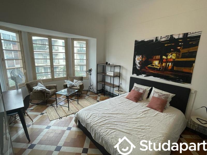 Chambre - 14 m² - 1 pièce