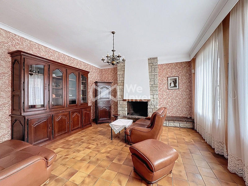 Maison - 157 m² - 10 pièces