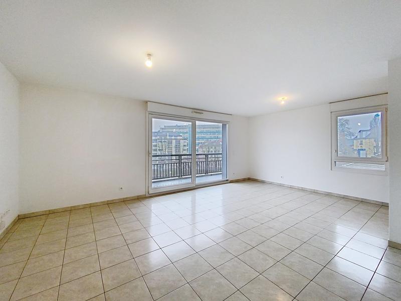 Appartement - 84 m² - 4 pièces