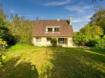 Maison - 203 m² - 4 pièces