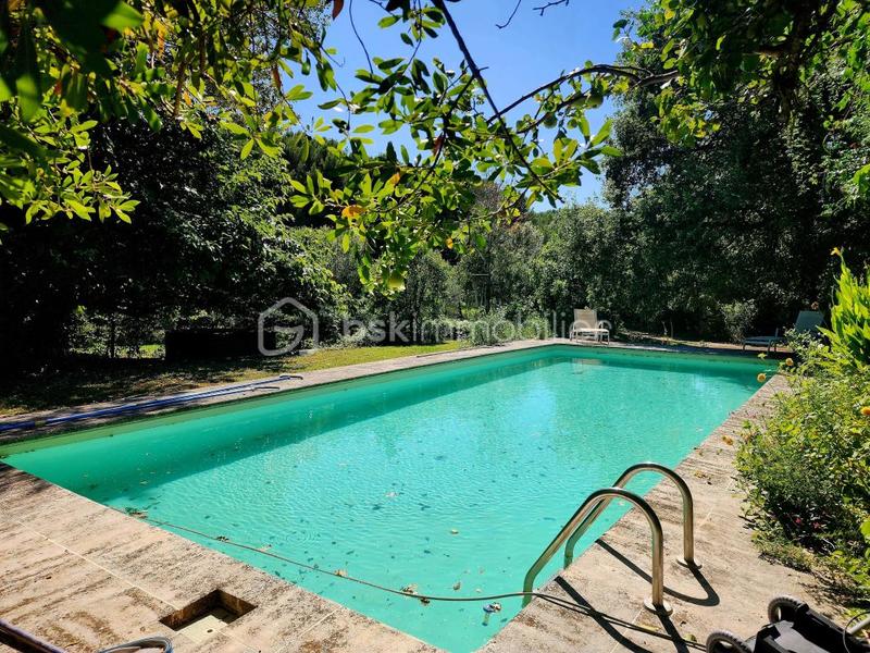 Ferme - 240 m² - 9 pièces