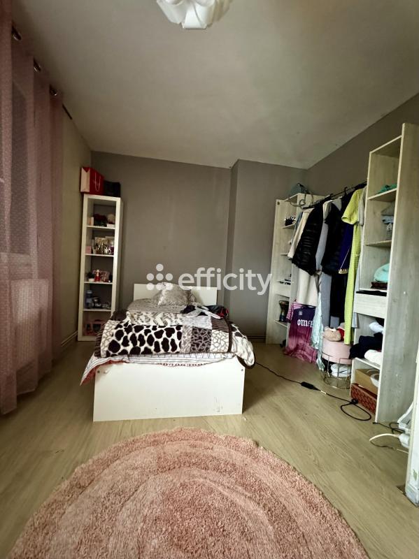 Maison de ville - 87 m² - 5 pièces