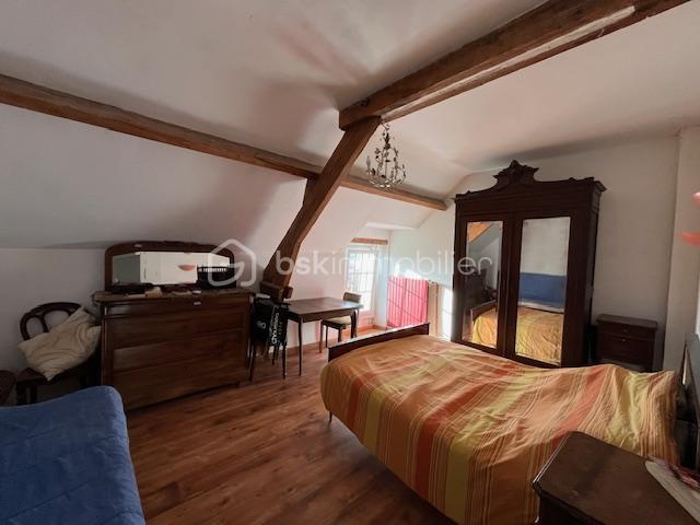 Maison en pierre - 108 m² - 4 pièces