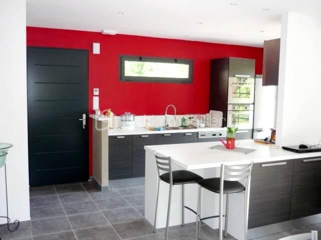 Maison - 102 m² - 5 pièces