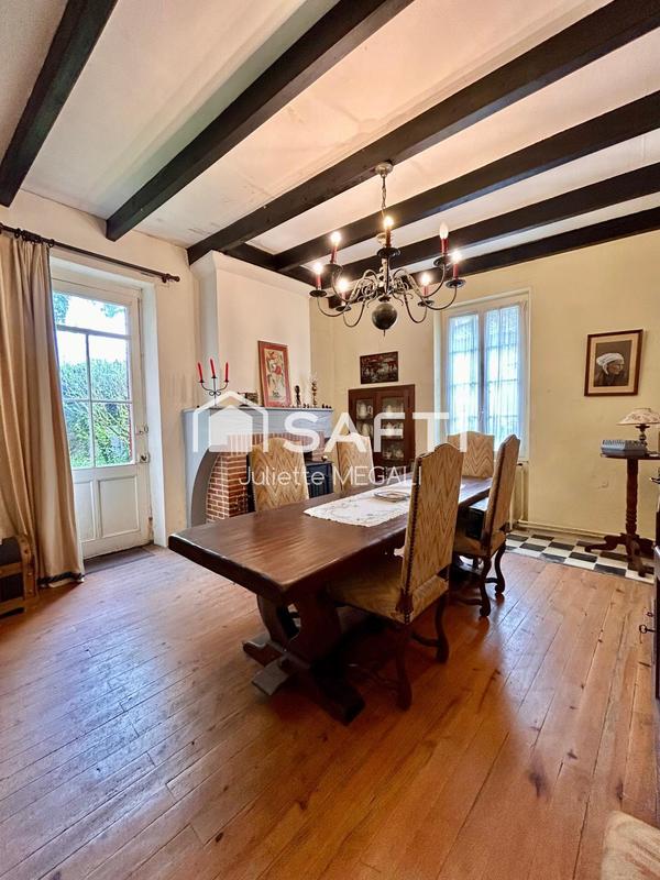 Maison - 450 m² - 16 pièces