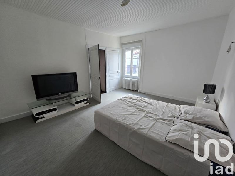 Maison de ville - 242 m² - 9 pièces