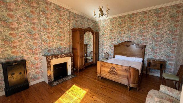 Maison - 197 m² - 7 pièces