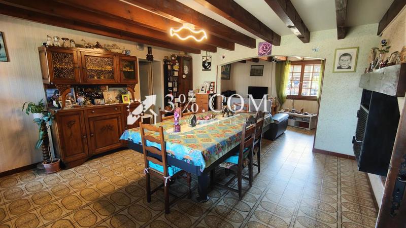 Propriété - 186 m² - 7 pièces