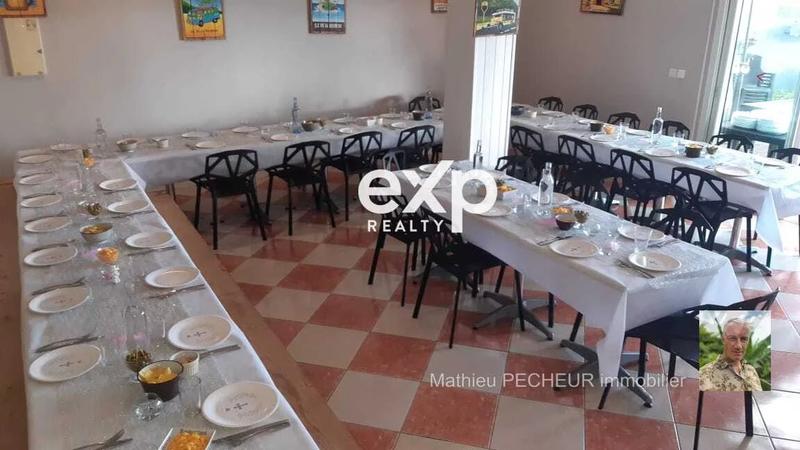 Maison - 269 m² - 10 pièces