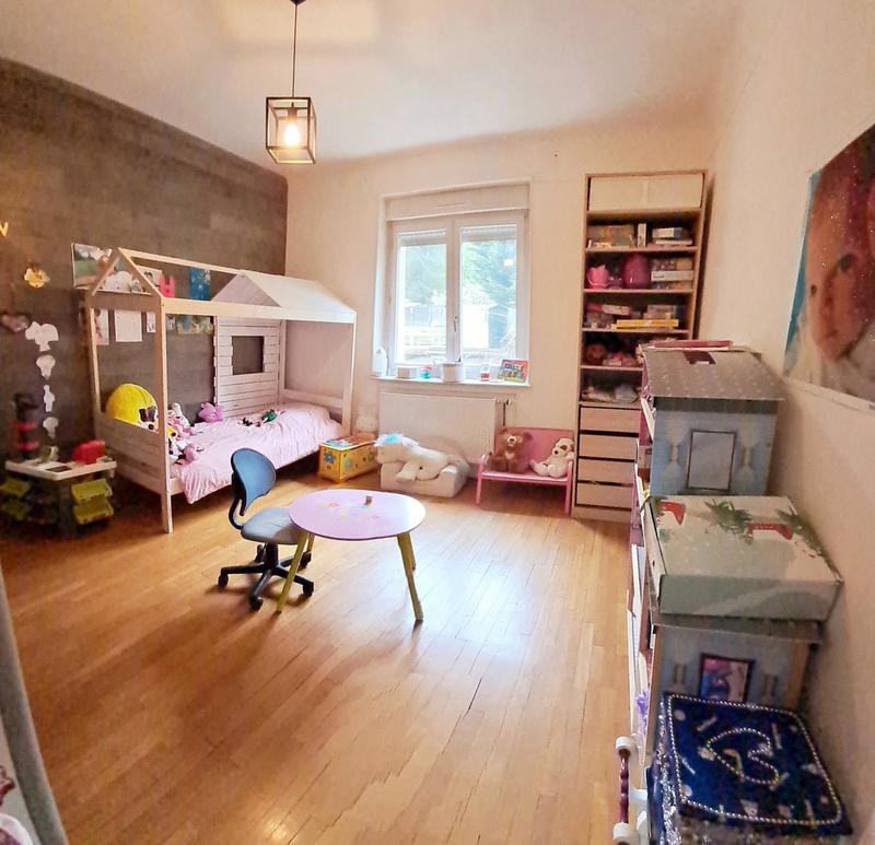 Maison - 163 m² - 7 pièces