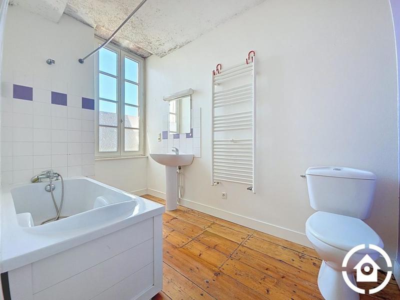 Maison - 167 m² - 6 pièces