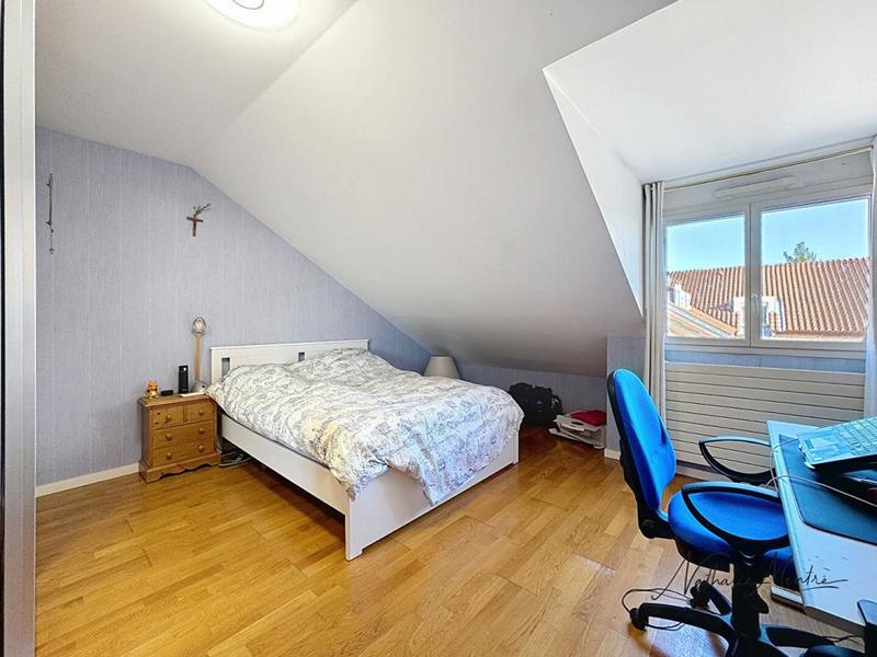 Appartement - 140 m² - 5 pièces