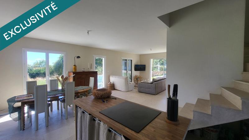 Maison - 110 m² - 4 pièces