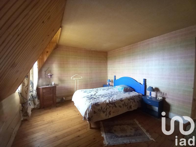 Maison - 300 m² - 12 pièces