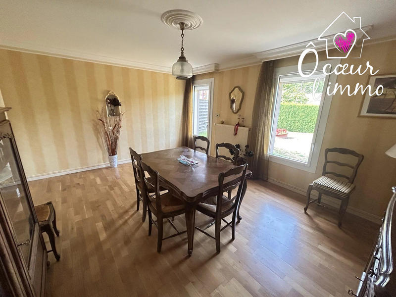 Maison - 158 m² - 6 pièces