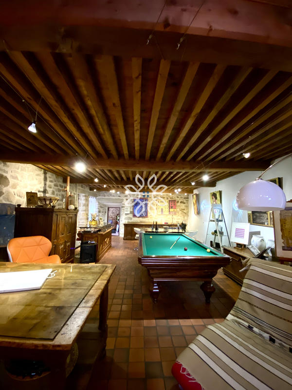 Maison de village - 200 m² - 6 pièces